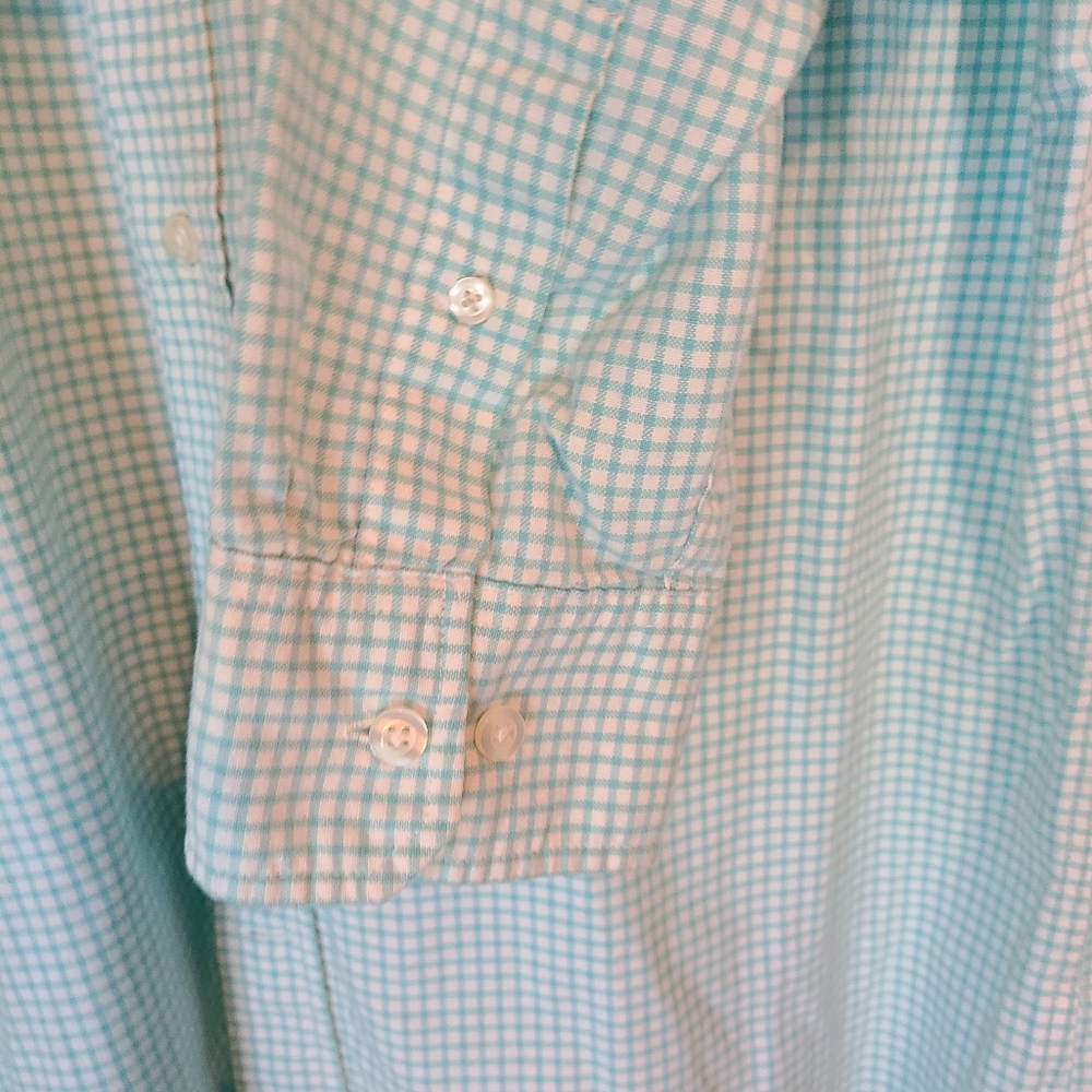The Gap Men's Classic Long Sleeve Dress Shirt, Size: Large, Color: Green - Picture 8 of 12